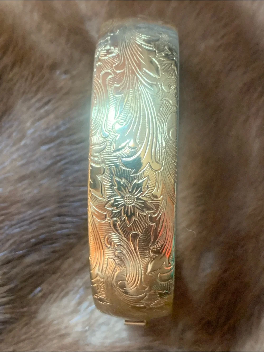 Vintage Gold Tone Hinged Bangle Bracelet  Embossed Floral & Scroll